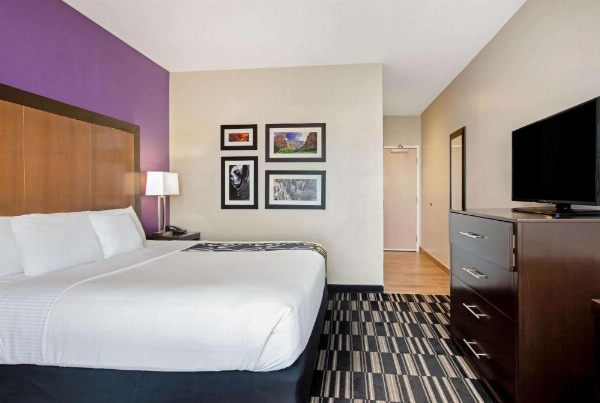 La Quinta by Wyndham Cedar City image 14