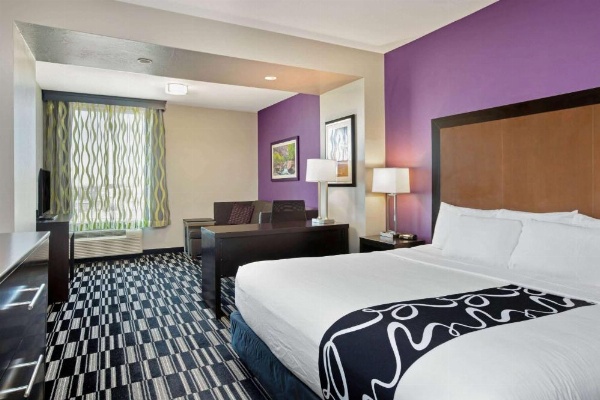 La Quinta by Wyndham Cedar City image 20