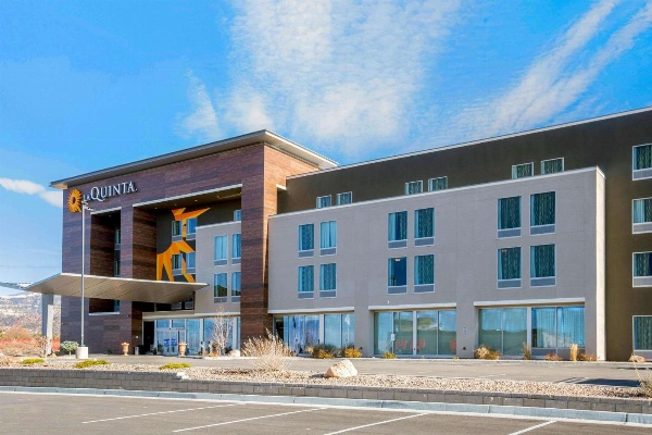 La Quinta by Wyndham Cedar City image 3